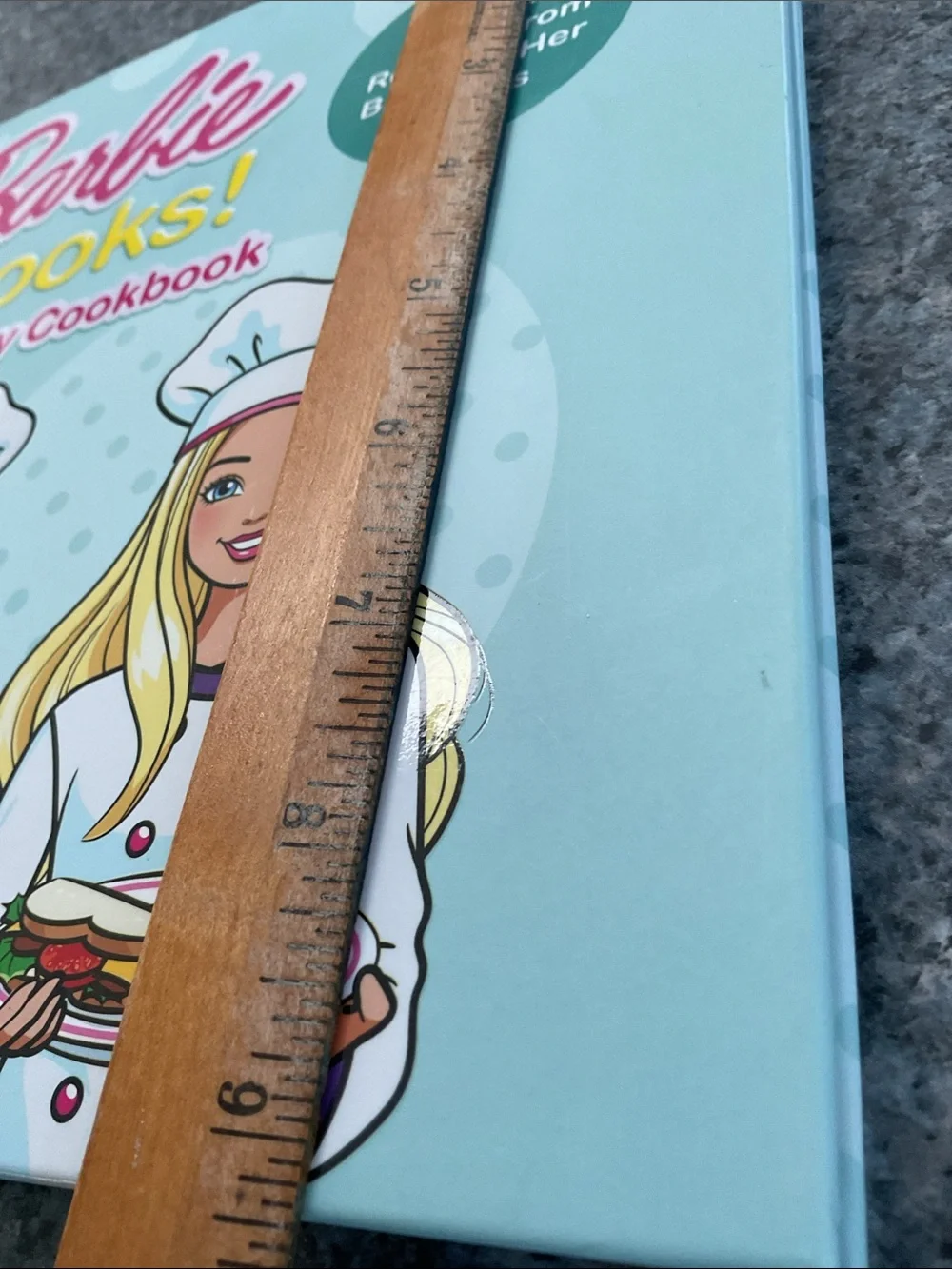 🥣 Barbie Cooks! Cookbook. New!